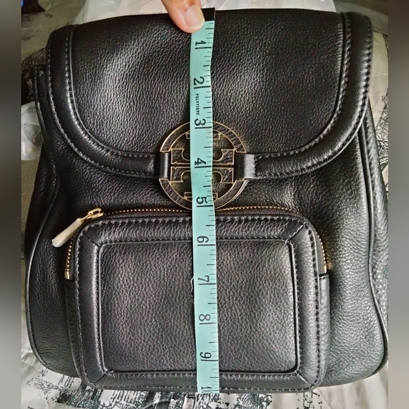 💯 Authentic Tory Burch Amanda backpack 🎒 - Picture 9 of 10